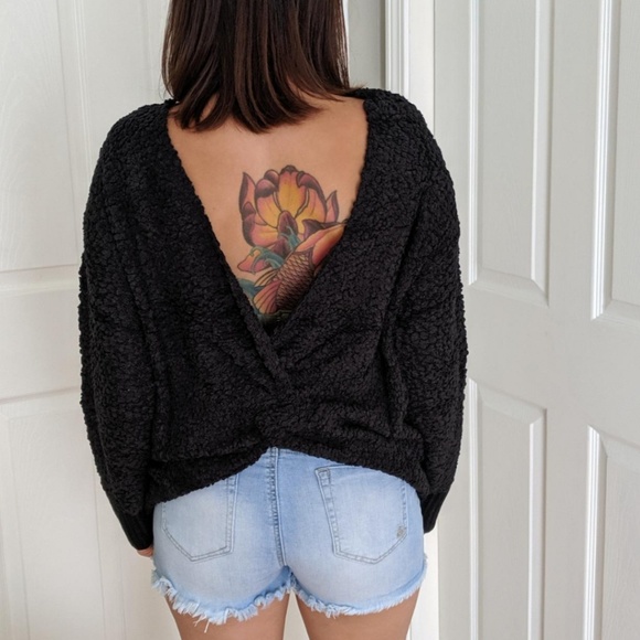 black low back knot popcorn teddy bear sweater - Picture 3 of 6